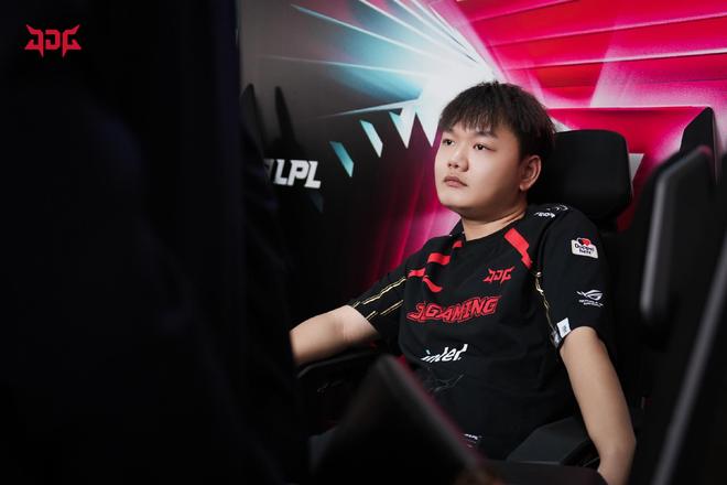 卡洛斯象征 卡洛斯象征