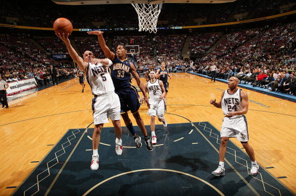 迪亚斯之间 迪亚斯之间