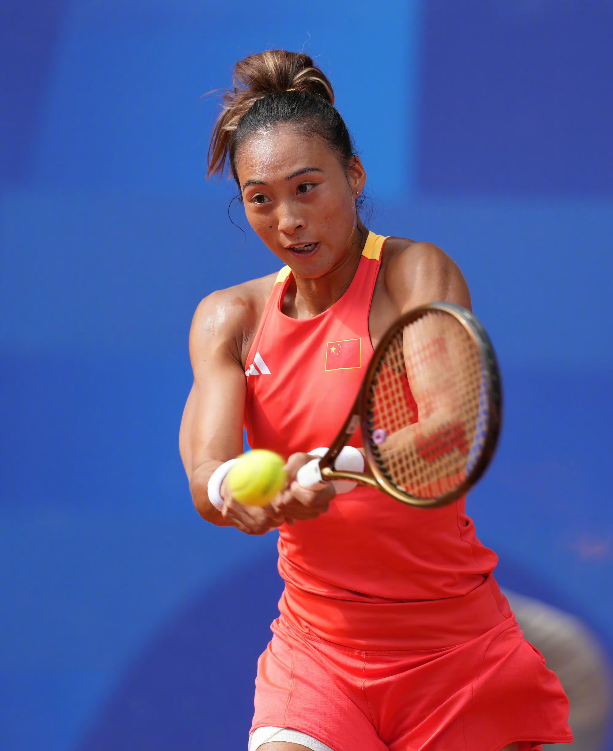 古尔芬克尔：选择射门是想提高决策能力，伤病挺严重感觉不太好